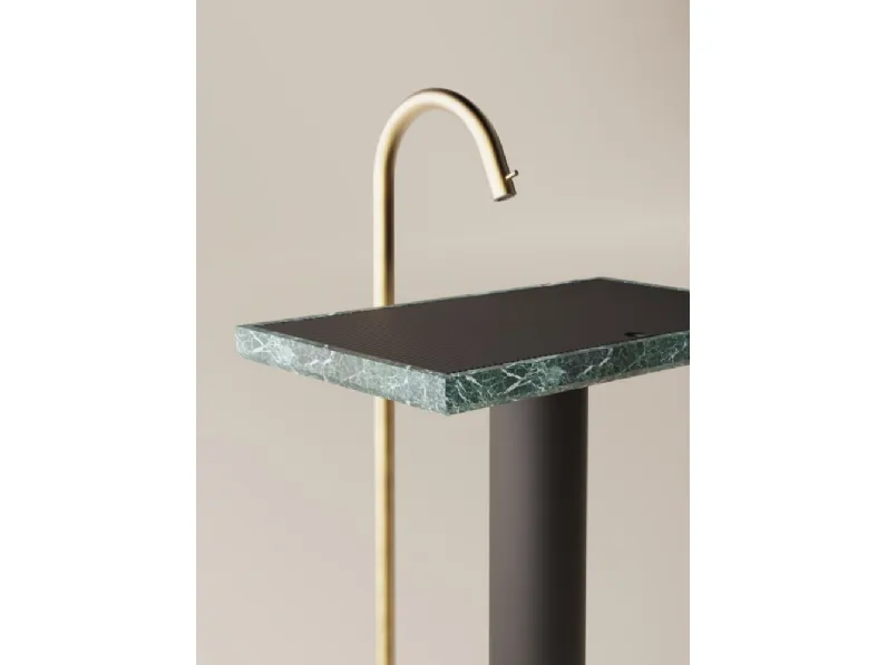 Lavabo a colonna in marmo Ell Grid di Agape