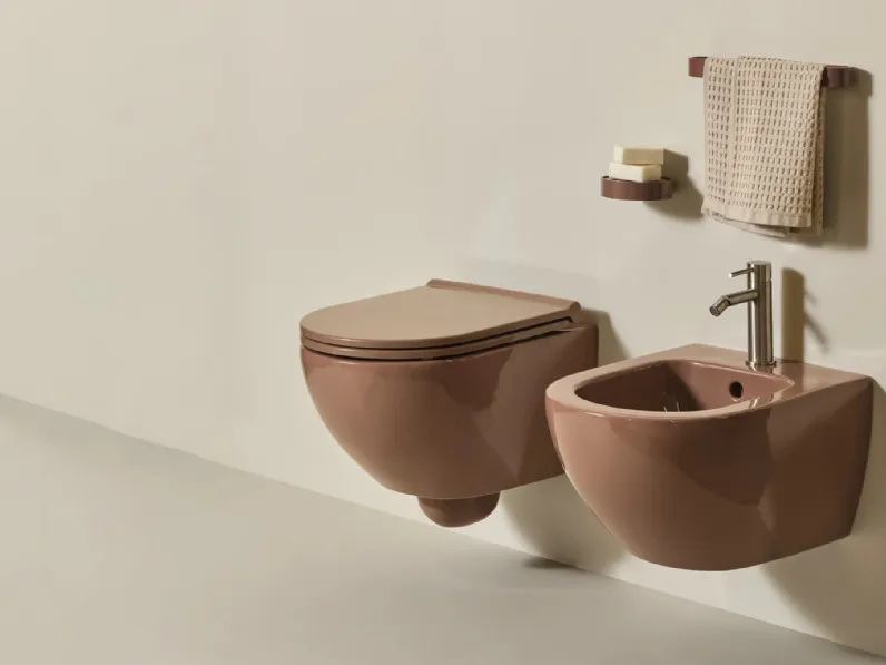 WC e Bidet sospesi Enjoy di Ceramica Cielo