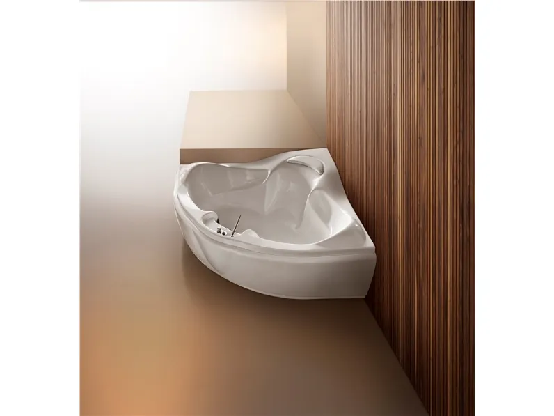 Vasca da Bagno angolare Idromassaggio Haiti di Treesse