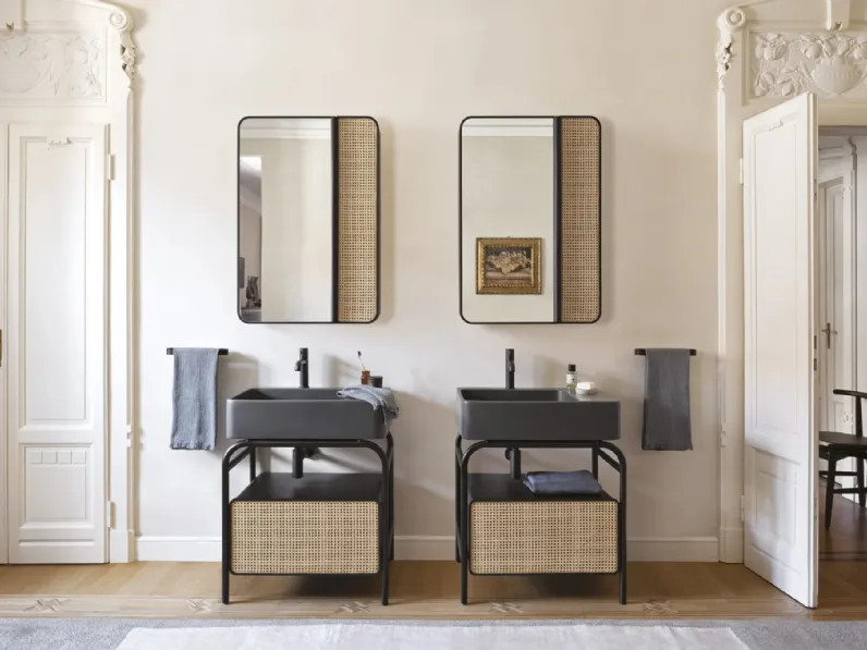Mobile da Bagno Marcel in legno massello e paglia di Vienna di Ceramica Cielo