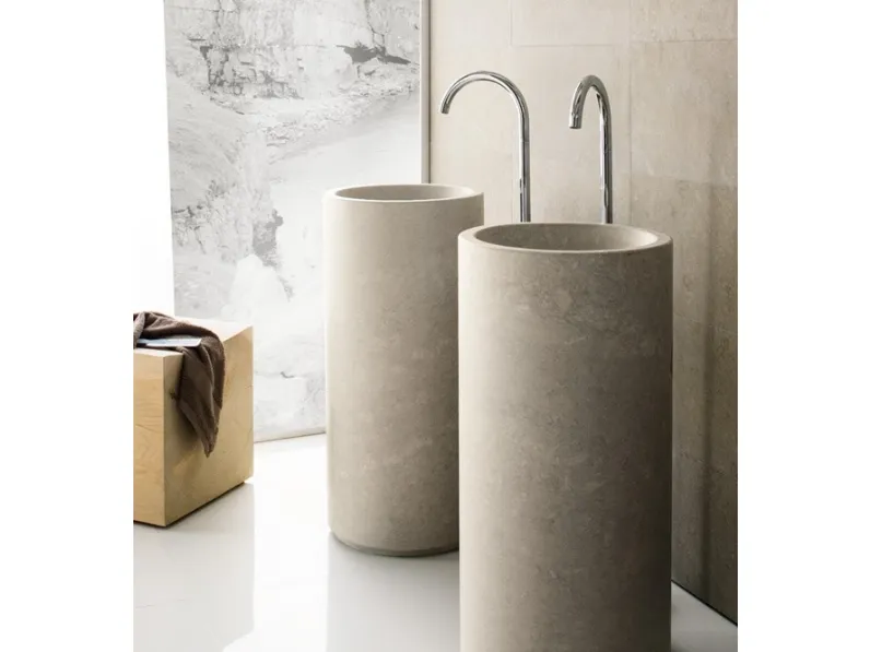Lavabo in pietra naturale dalla forma cilindrica Minimal Monolite di Neutra