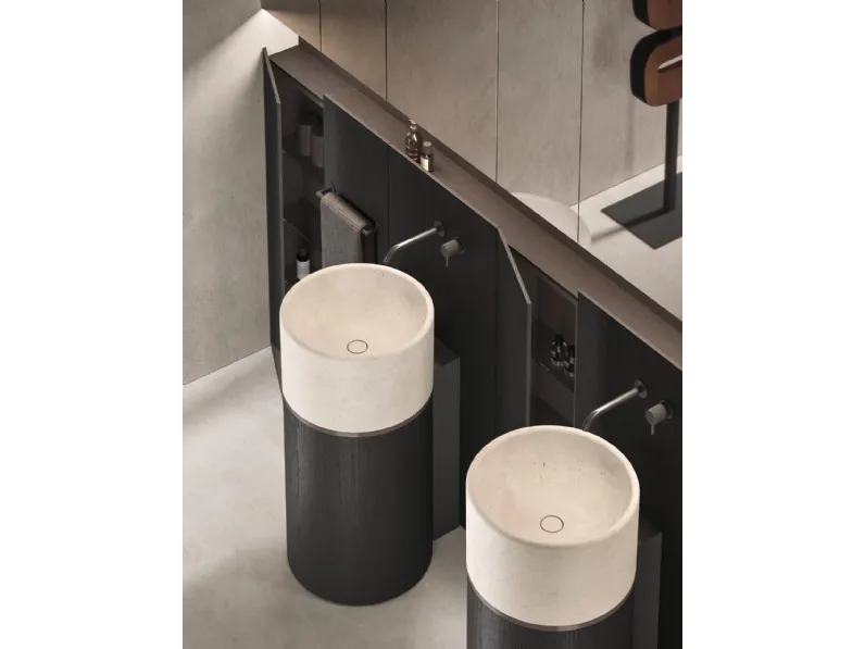 Lavabo Verticale in Rovere Carbone e Marmo Roma 24 04 di Milldue