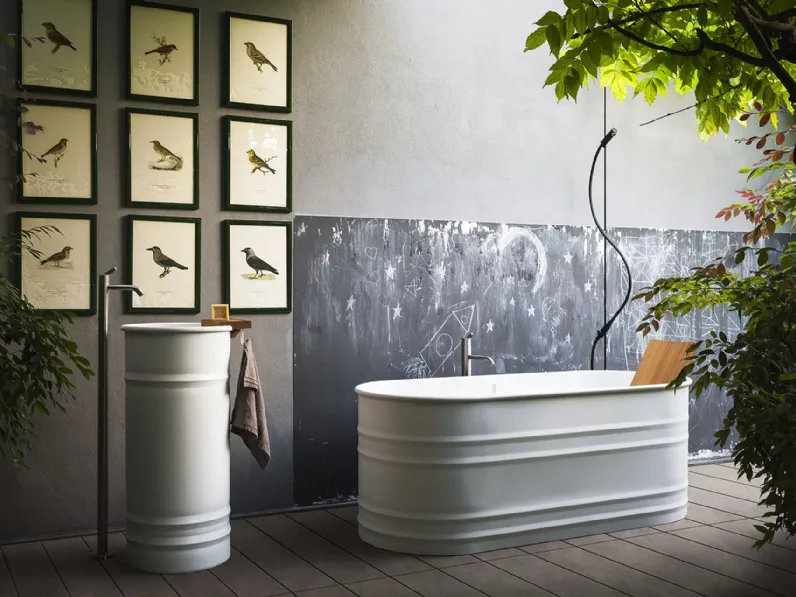 Lavabo e Vasca di design realizzati in acciaio inox e proposti con verniciatura completamente bianca Vieques di Agape