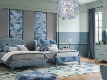 Contemporary Glamour 08C