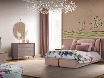 Contemporary Glamour 02C