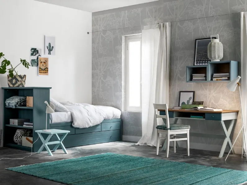 Cameretta per ragazzi con angolo studio e letto laccato petrolio con cassetti  Everyday Edonè di Callesella