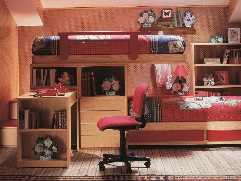 Cameretta a soppalco in legno pregiato Emme Legno 22 di Marzorati