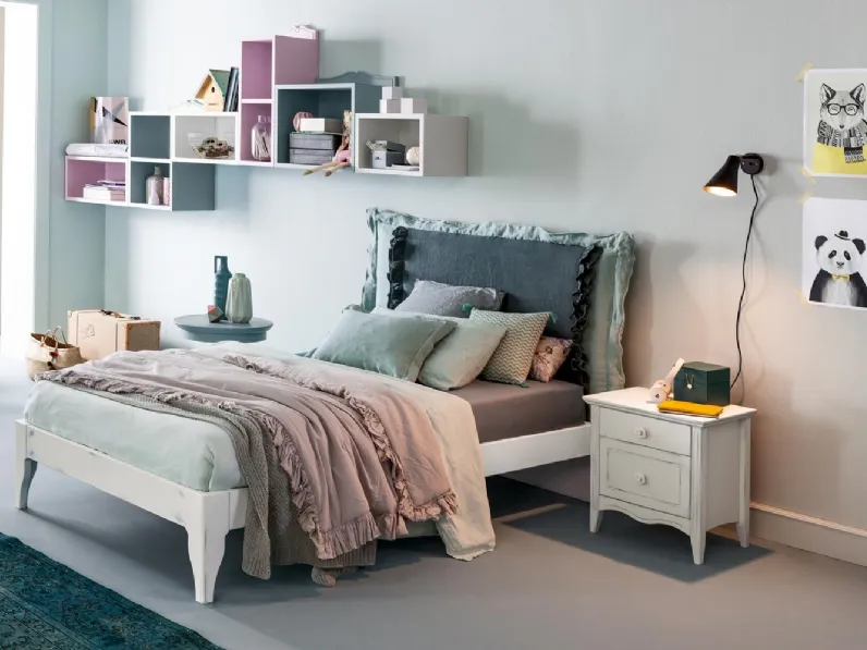 Cameretta per bambine stile shabby in legno Romantic Calipso di Callesella