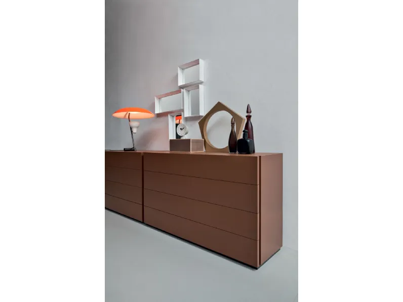 Comò in laccato opaco 606 di Molteni & C