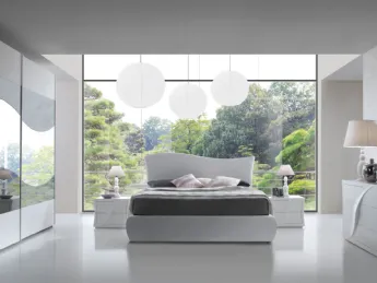 Aura Swaroskji Gruppo Notte