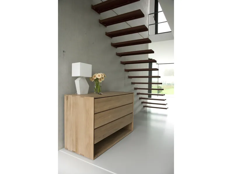 Cassettiera Nordic in rovere di Ethnicraft