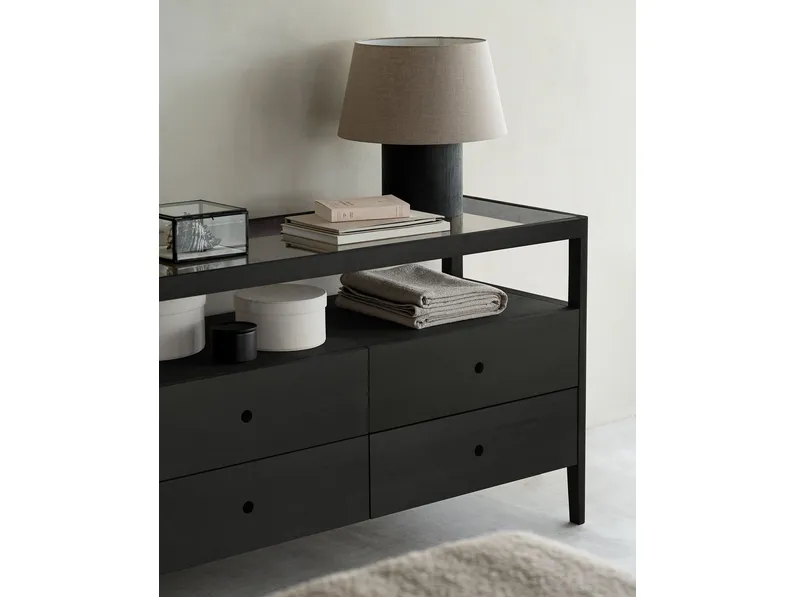 Cassettiera Spindle in rovere nero di Ethnicraft