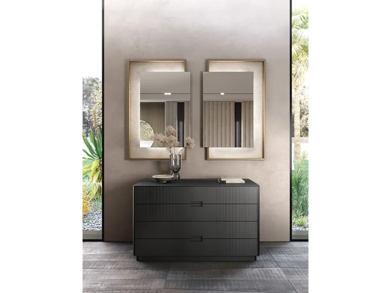 Comò Imago in vetro microrigato nero di GF Interiors
