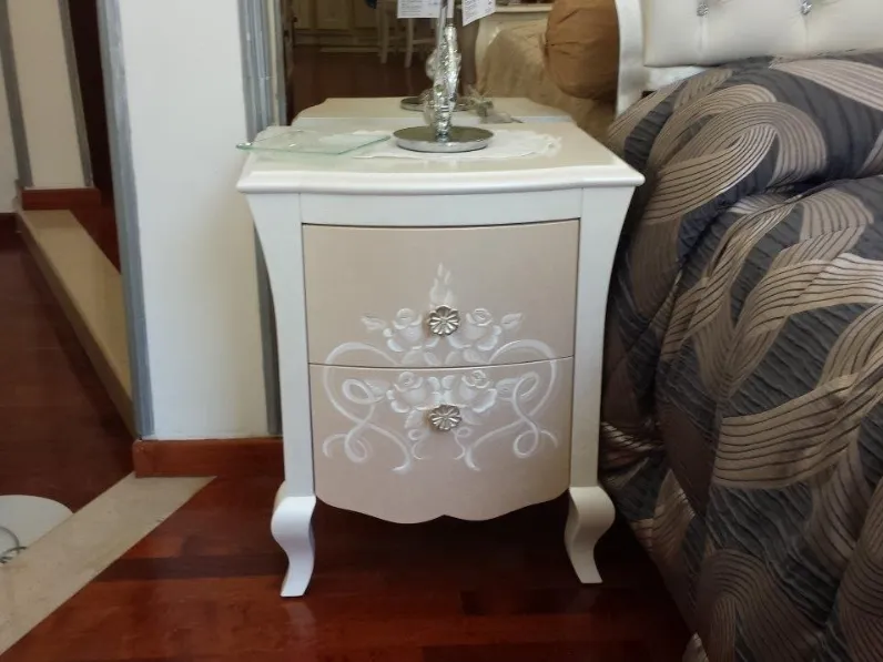 Comodino Selene di Patina Rosa