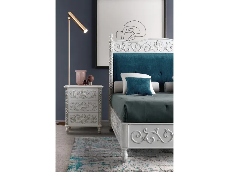 Comodino Tornabuoni 2054 in legno laccato di Andrea Fanfani