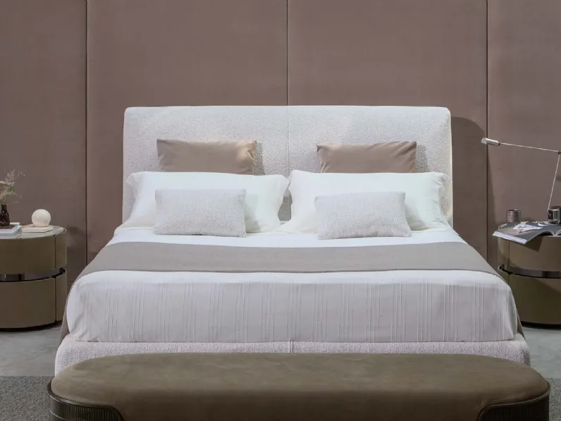 Comodino Toshi rivestito in pelle di Flou