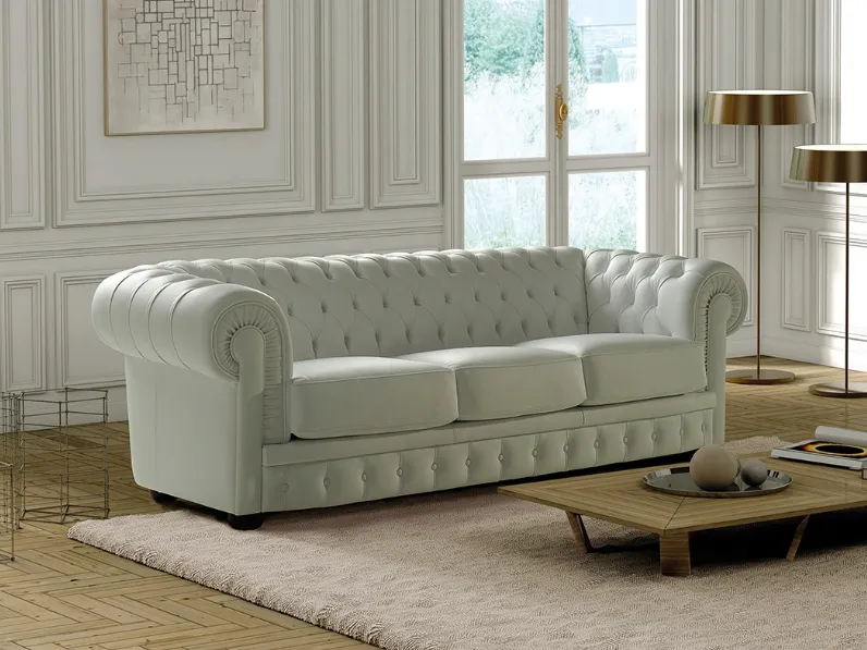 Divano classico Chester di Delta Salotti
