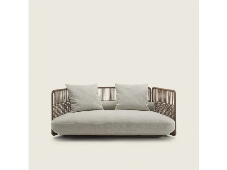 Divano lineare in tessuto con struttura in cuoio intrecciato Everett di Flexform