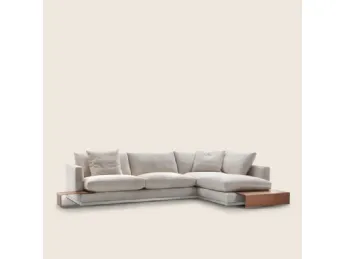 Il divano angolare Long Island 05 di Flexform unisce design italiano e comfort assoluto.