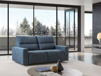 Il Divano Letto Just di Crippa Salotti è un pezzo di design versatile, perfetto per unire eleganza e