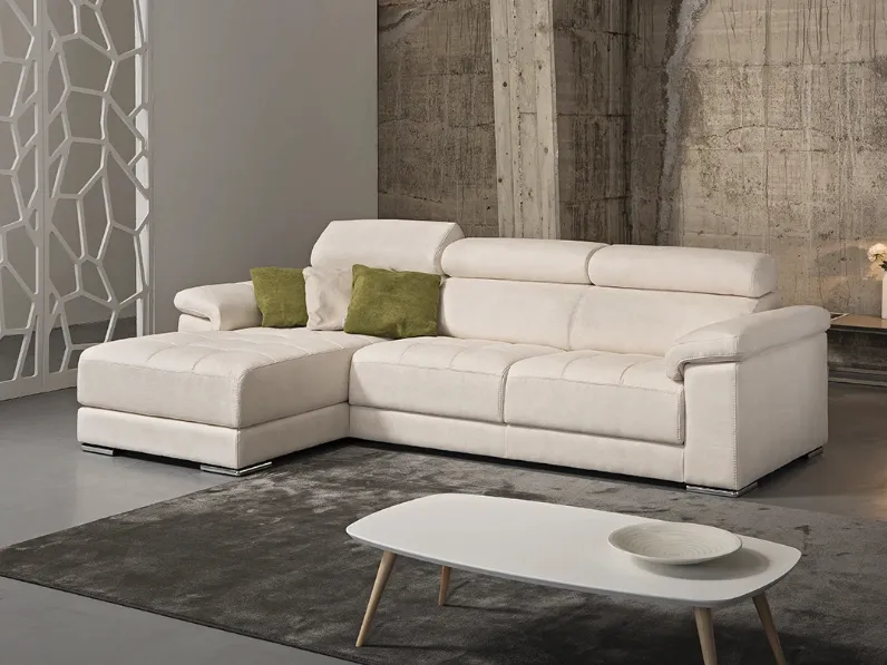 Divano con penisola Liverpool di Delta Salotti