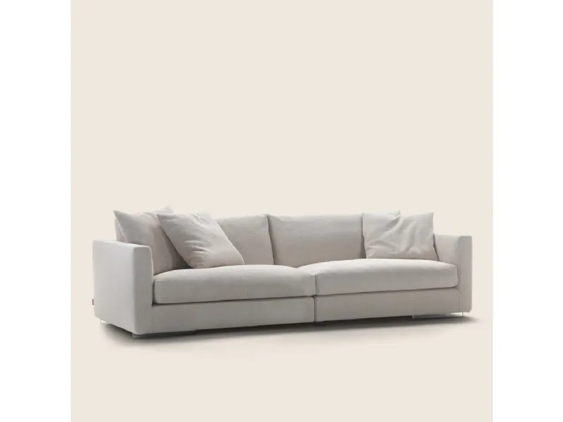 Divano lineare Magnum di Flexform