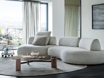 Il Divano Murphy di Cattelan Italia è un elemento d'arredo che combina design e funzionalità.