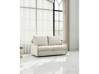 Il divano letto Siena di Bruma unisce design moderno e praticità d'uso.