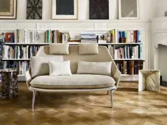 Il Divano lineare Slow Sofa di Vitra unisce design essenziale e comfort superiore.