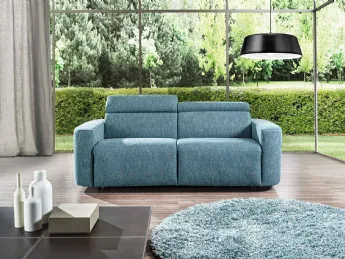 Il divano letto Stick di Crippa Salotti è un esempio di design moderno e funzionale.