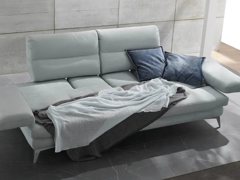 Divano lineare Stresa di Delta Salotti