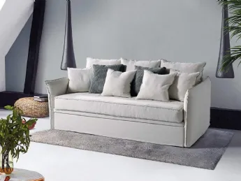 Il divano letto lineare Tulip di Family Bedding unisce design essenziale e funzionalità pratica per 