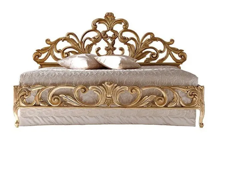 Letto 2321 con testiera e pediera in legno intagliato finitura oro antico di Silvano Grifoni