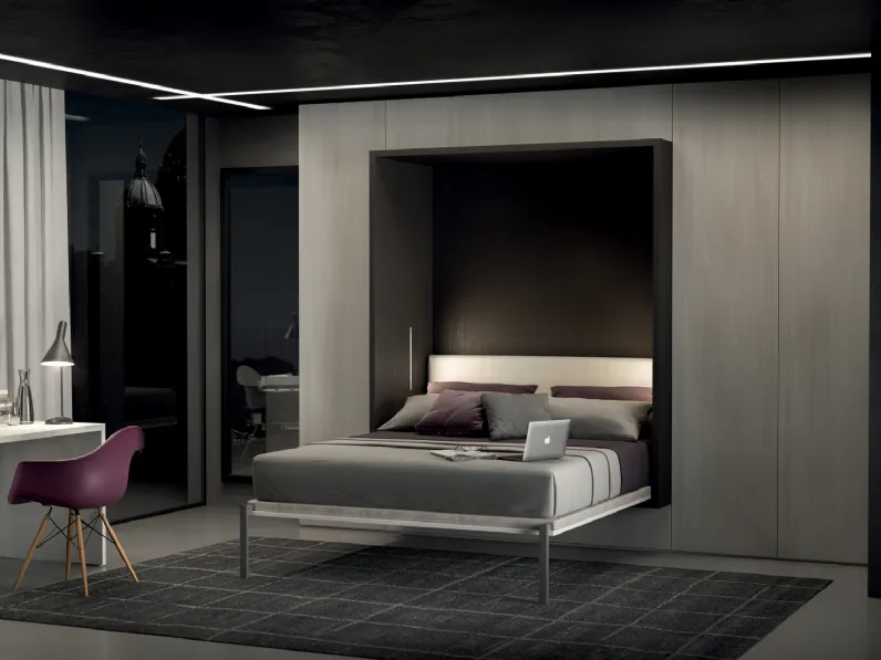 Letto matrimoniale a scomparsa in nicchia in legno di rovere carbone su boiserie in melaminico Alcova System Comp 273 di Tumidei