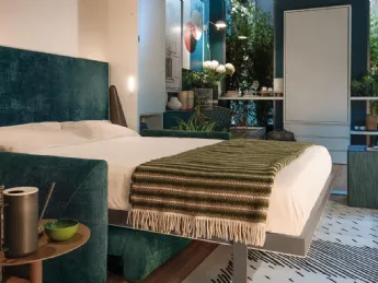 Il letto a scomparsa Minerva 02 di Clei è una soluzione salvaspazio elegante e funzionale.