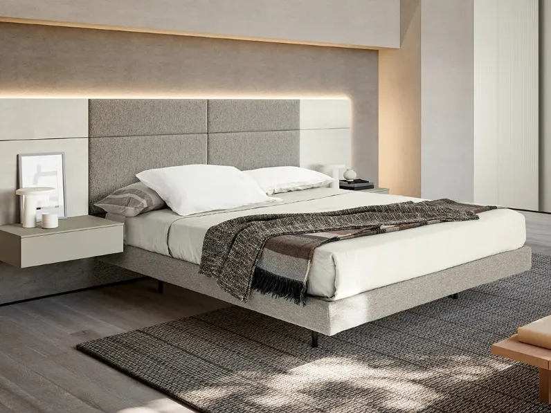 Letto Modula in tessuto con piedini in metallo di Adok