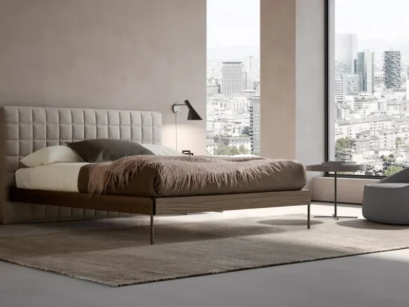 Letto matrimoniale con testiera Rubik di Adok