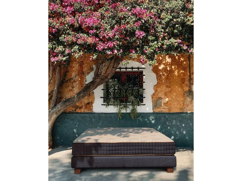 Letto sommier Amalfi di Midsummer Milano