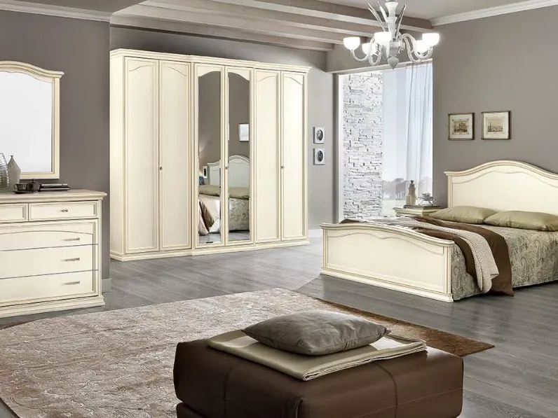 Letto in legno laccato Ambra di Dal Cin