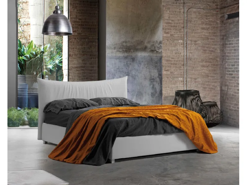 Letto in tessuto imbottito Aries di Lettissimi