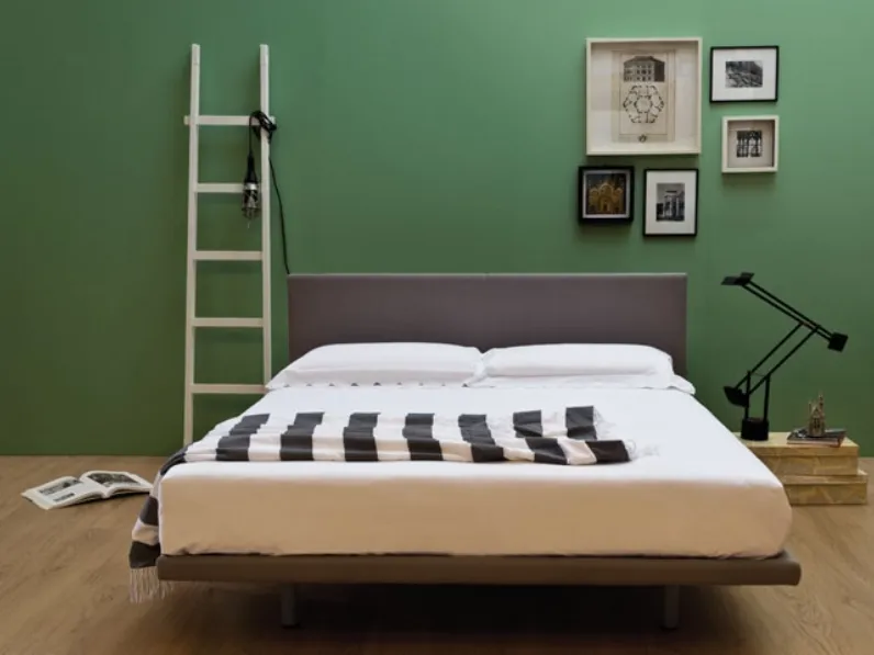 Letto moderno matrimoniale con testiera Erica di Art Salotti