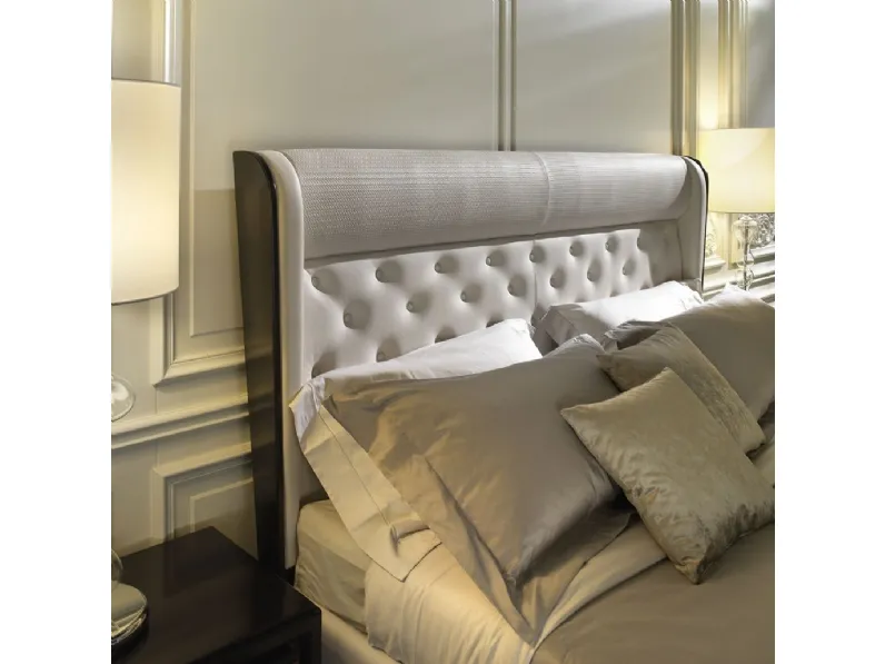 Letto classico in legno con testiera rivestita in pelle imbottita e trapuntata Segreti S990 di Arte Brotto