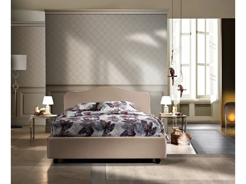 Letto in tessuto con testiera sagomata Zar di Artigianaletti