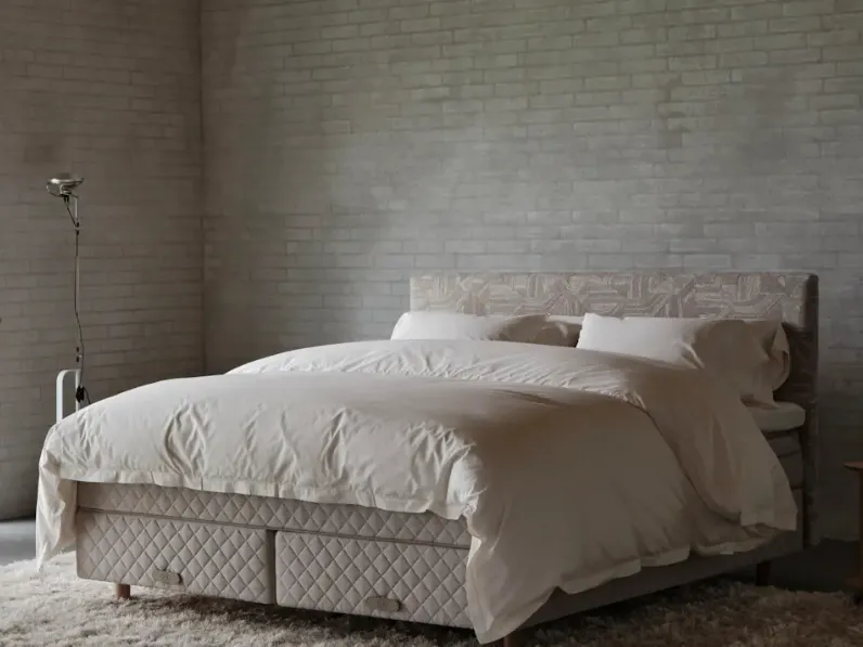Letto con testiera Astoria di Duxiana