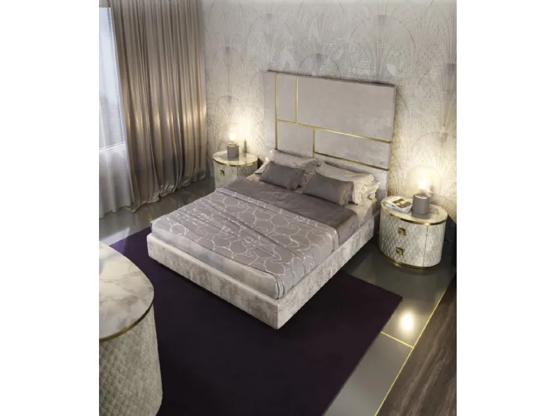 Letto con testiera imbottita Astra di Adriatica