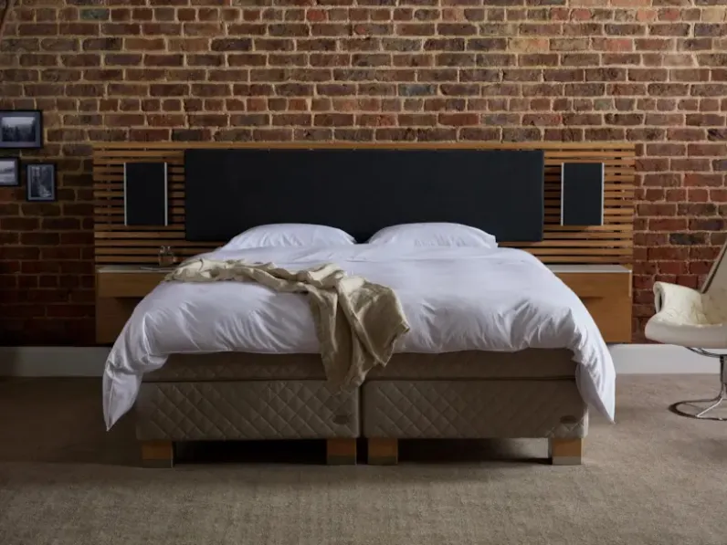 Letto con testiera Audio di Duxiana