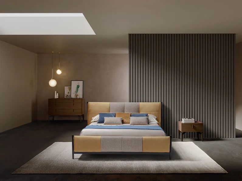 Letto in tessuto Aurelia di Novaluna