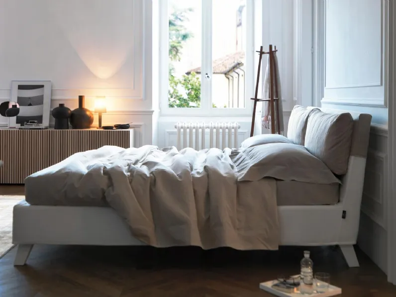 Letto imbottito Bahamas di Horm