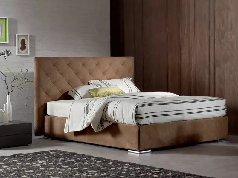 Letto Beat con testiera di Oggioni