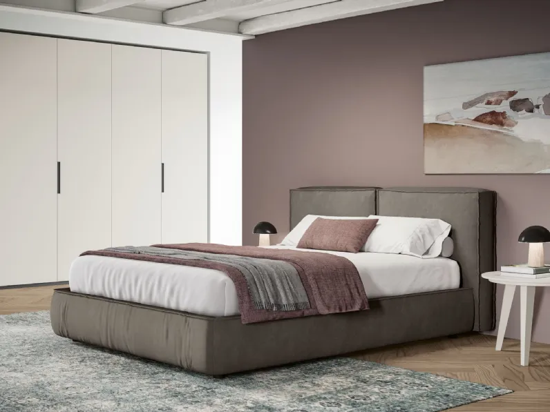 Letto in tessuto imbottito dalle linee squadrate Beauty di Spagnol Salotti